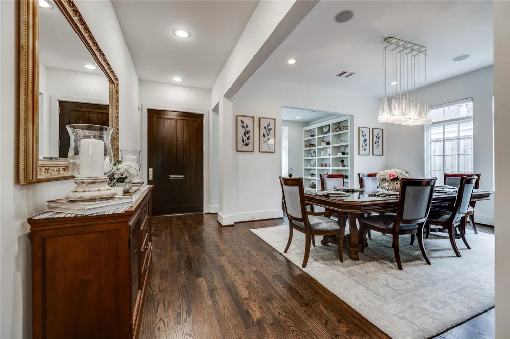 2815 Albans Road Houston, TX 77005