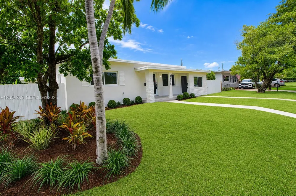 6410 SW 17th St West Miami, FL 33155