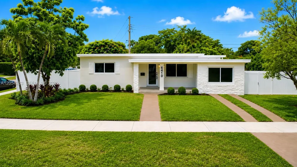 6410 SW 17th St West Miami, FL 33155