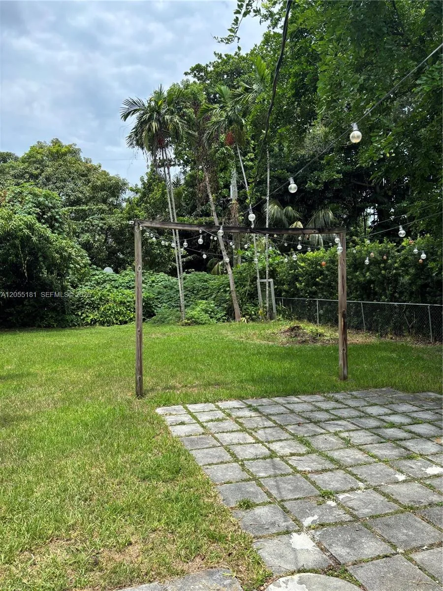 6410 SW 63rd Ct #. South Miami, FL 33143