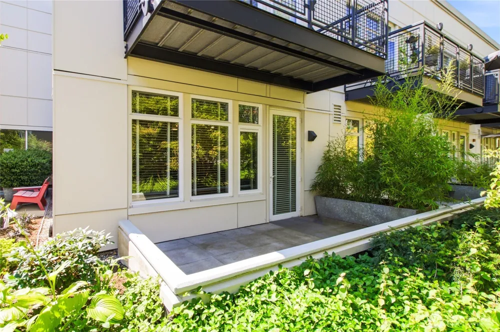 15100 6th Avenue SW #310 Burien, WA 98166