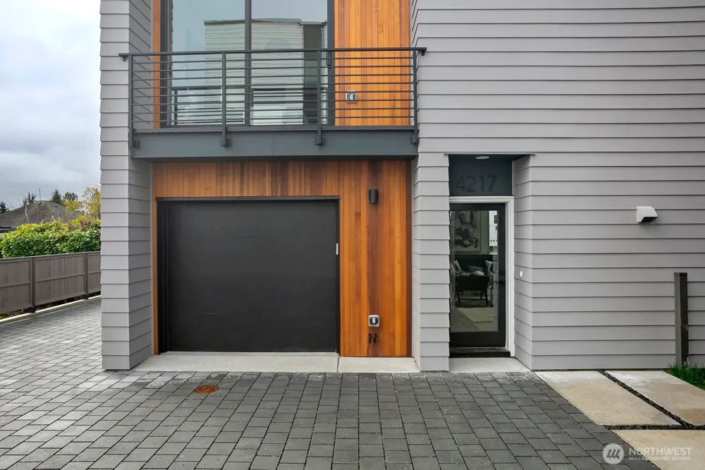 4217 S Findlay Street Seattle, WA 98118