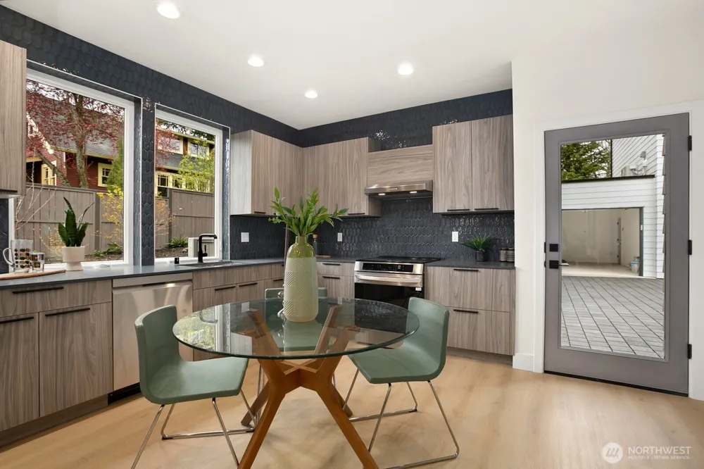 4217 S Findlay Street Seattle, WA 98118