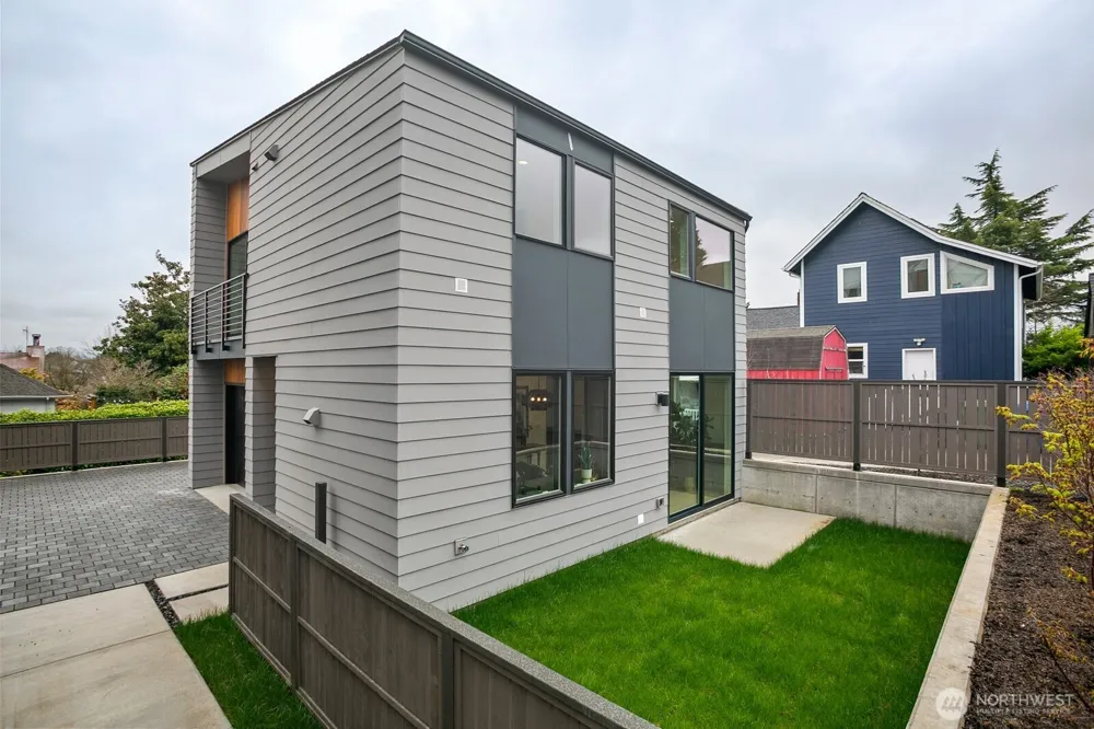 4217 S Findlay Street Seattle, WA 98118