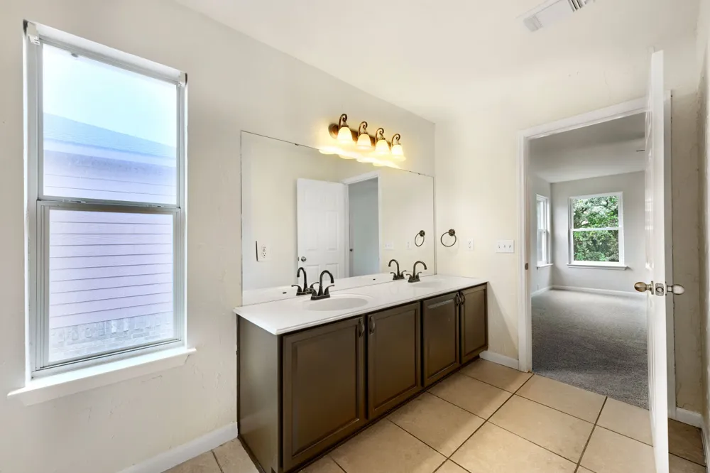 1405 Hawk Drive Cedar Park, TX 78613