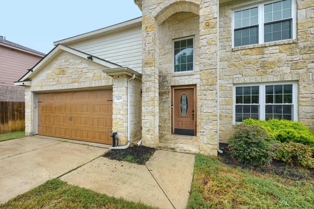 1405 Hawk Drive Cedar Park, TX 78613