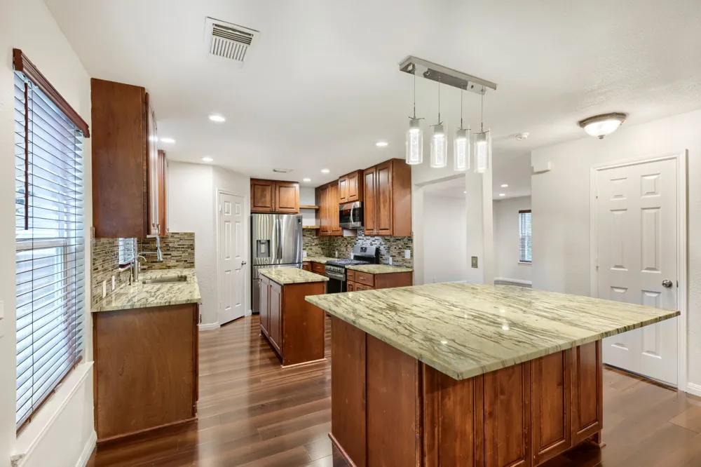 1405 Hawk Drive Cedar Park, TX 78613