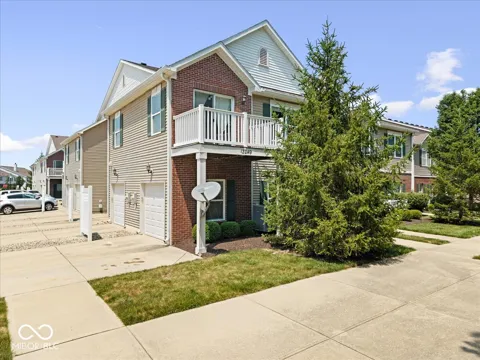 13249 Komatite Way #100