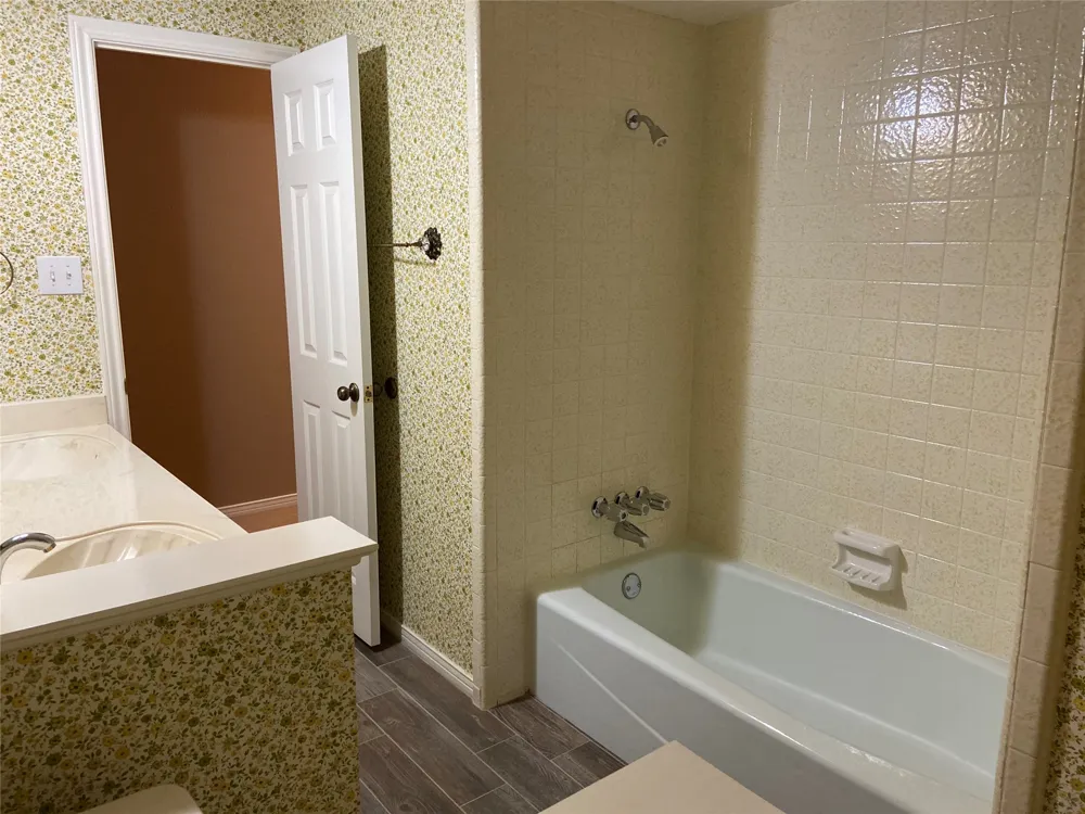 114 Stone Canyon Drive Highland Village, TX 75077