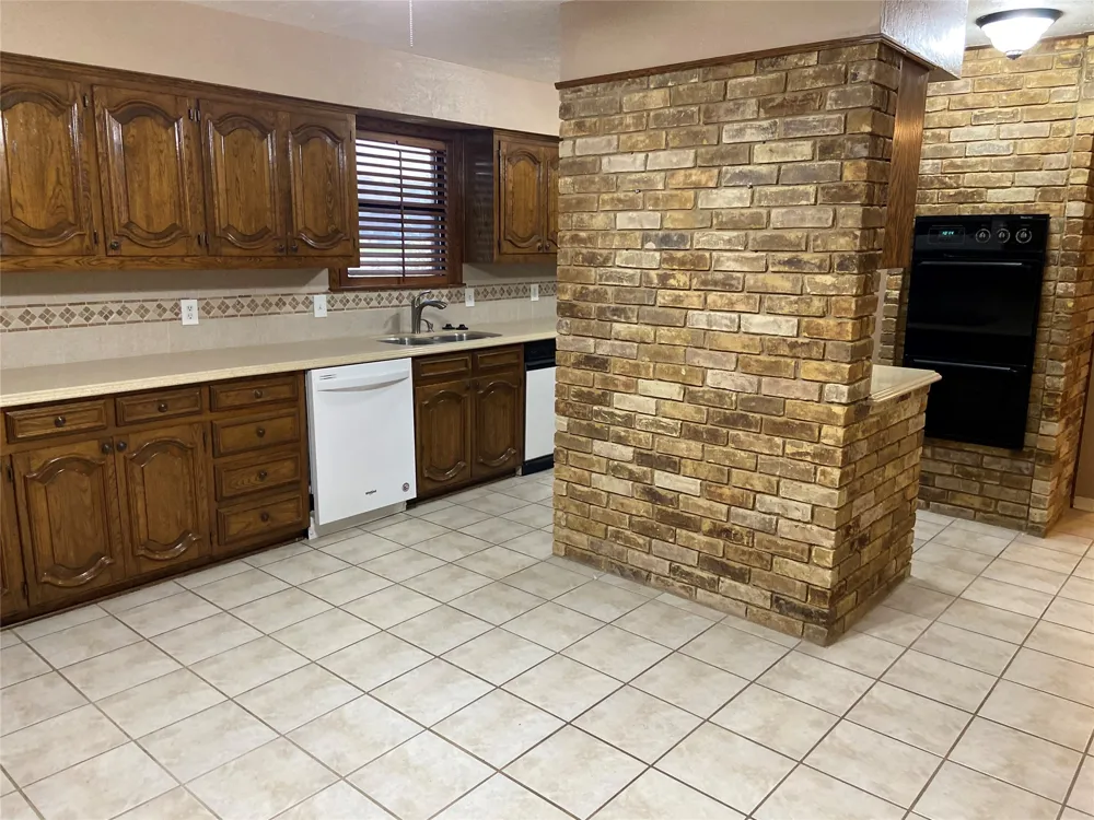 114 Stone Canyon Drive Highland Village, TX 75077