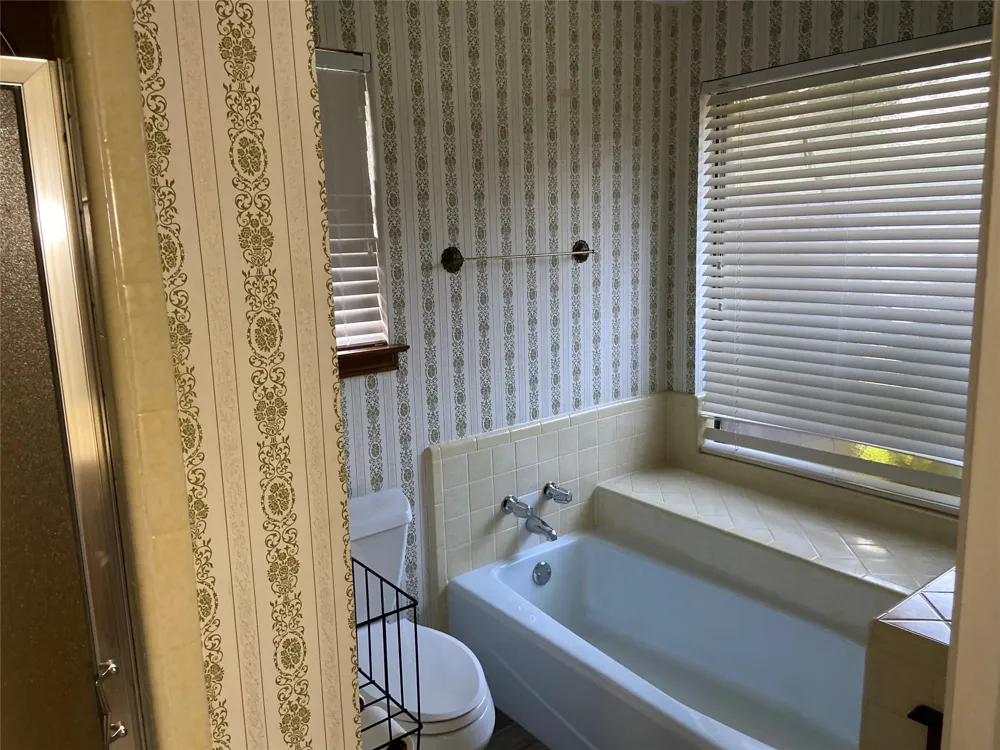 114 Stone Canyon Drive Highland Village, TX 75077