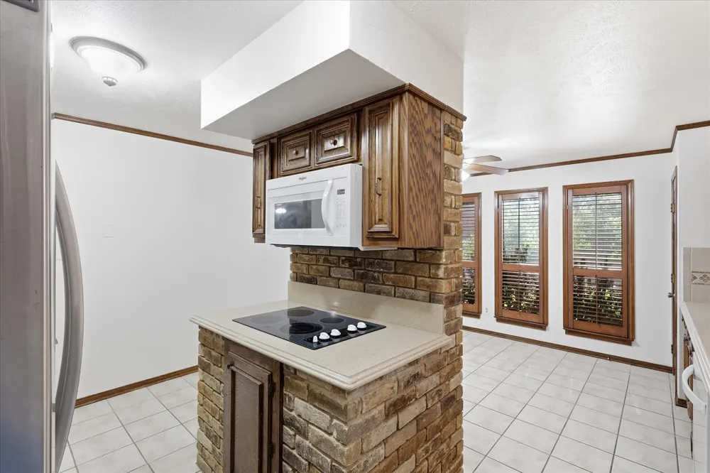 114 Stone Canyon Drive Highland Village, TX 75077