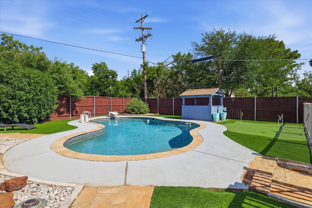 114 Stone Canyon Drive Highland Village, TX 75077