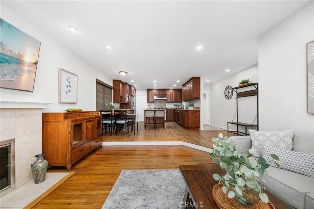 4641 Sharon Drive La Palma, CA 90623