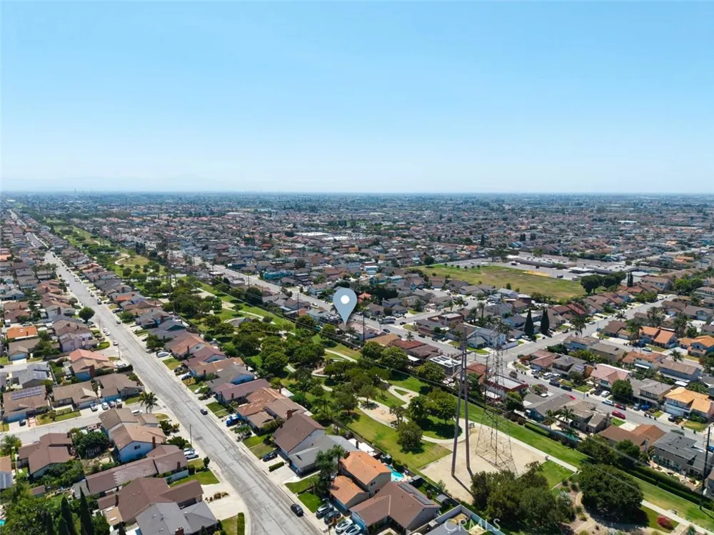 4641 Sharon Drive La Palma, CA 90623