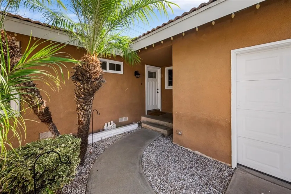 4641 Sharon Drive La Palma, CA 90623