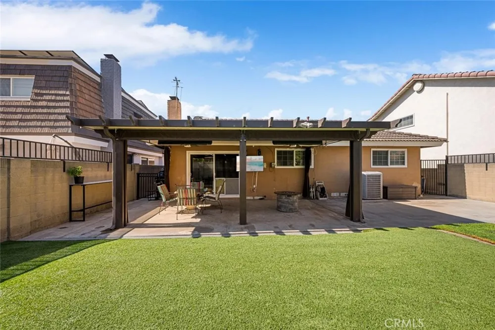 4641 Sharon Drive La Palma, CA 90623