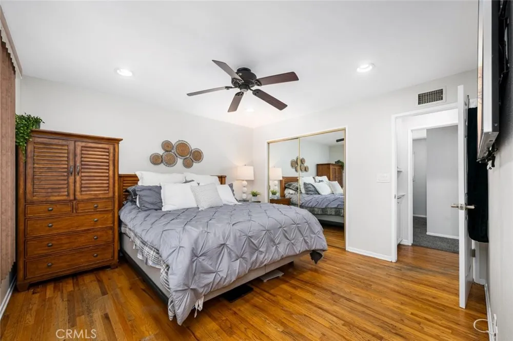 4641 Sharon Drive La Palma, CA 90623