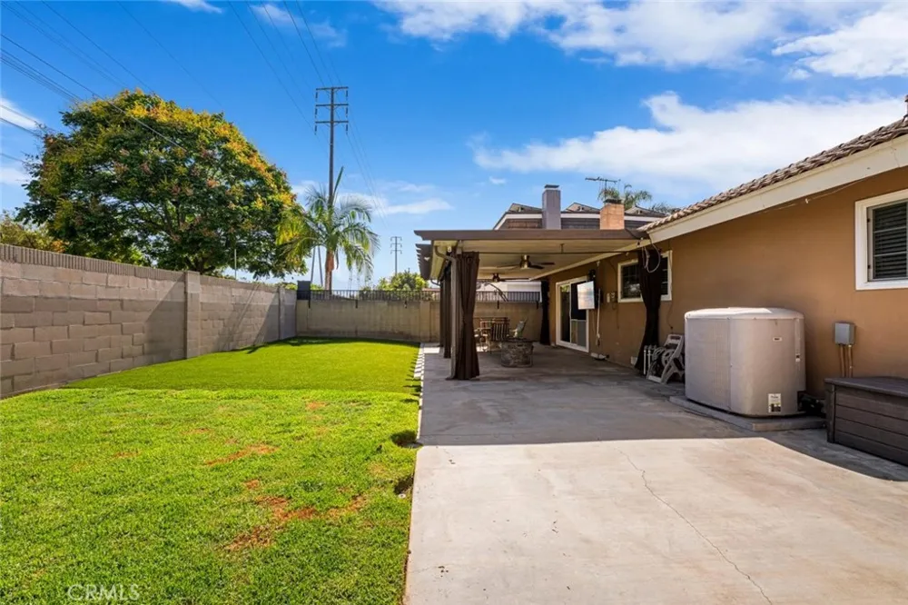 4641 Sharon Drive La Palma, CA 90623