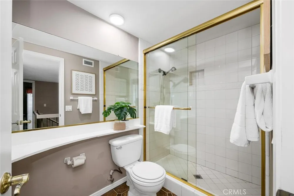 9717 Avenida Monterey Cypress, CA 90630