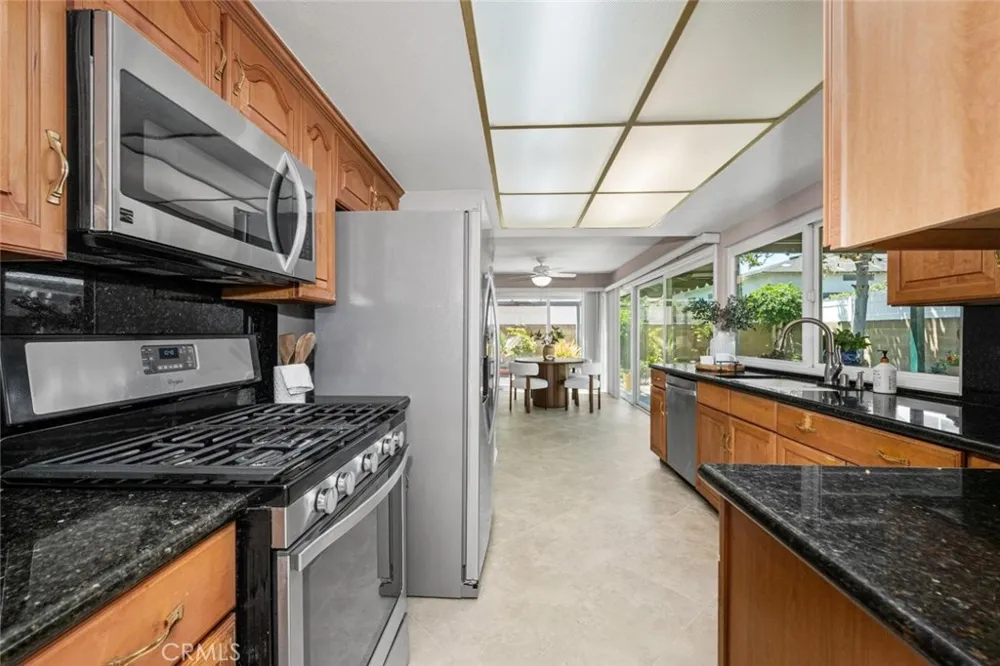 9717 Avenida Monterey Cypress, CA 90630