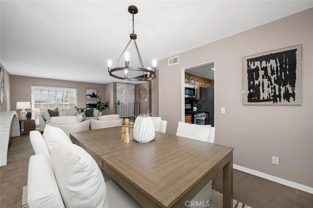 9717 Avenida Monterey Cypress, CA 90630