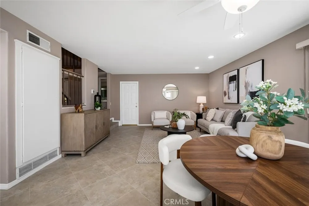 9717 Avenida Monterey Cypress, CA 90630