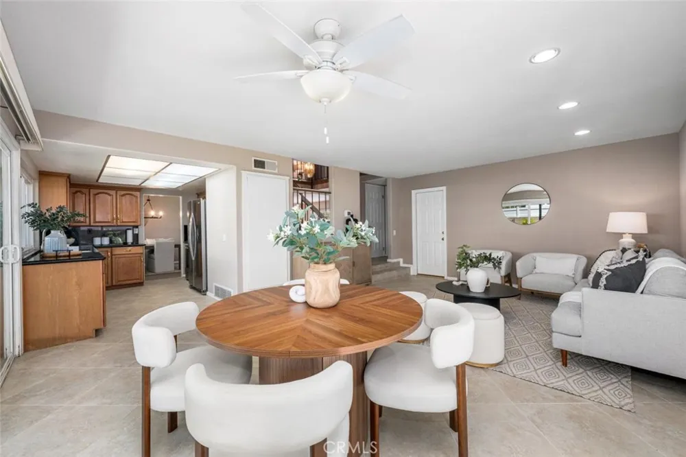9717 Avenida Monterey Cypress, CA 90630
