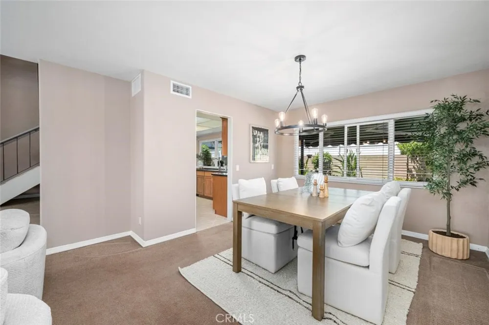 9717 Avenida Monterey Cypress, CA 90630