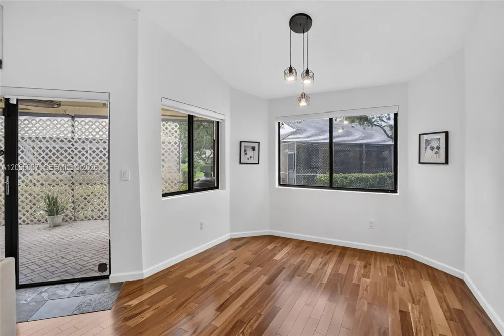 381 NW 94th Ter Plantation, FL 33324