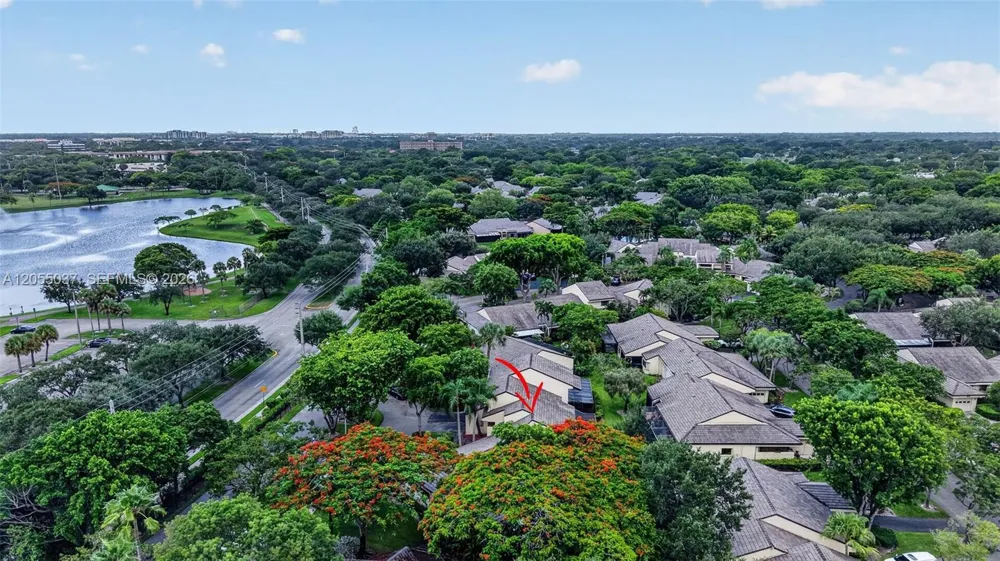 381 NW 94th Ter Plantation, FL 33324