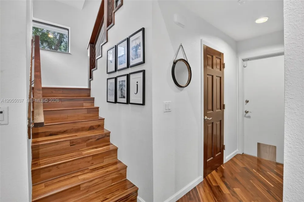 381 NW 94th Ter Plantation, FL 33324