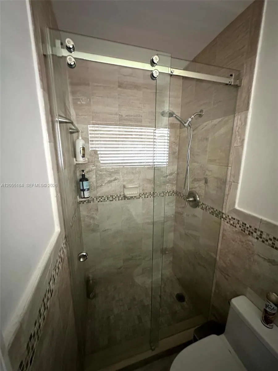 2532 NE 21 st Terrace Lighthouse Point, FL 33064