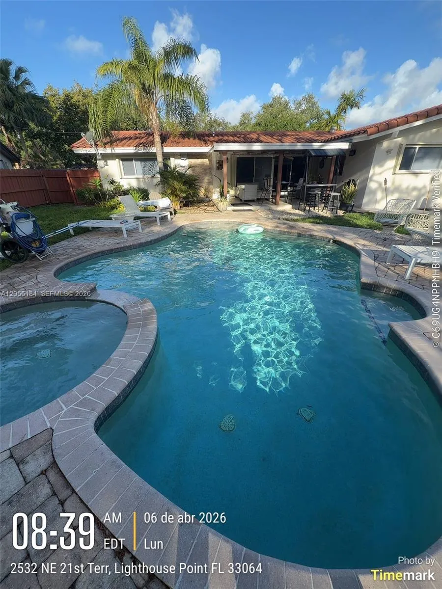 2532 NE 21 st Terrace Lighthouse Point, FL 33064