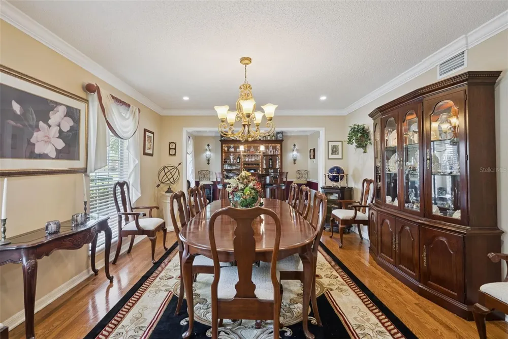 236 S SHADOWBAY BOULEVARD Longwood, FL 32779