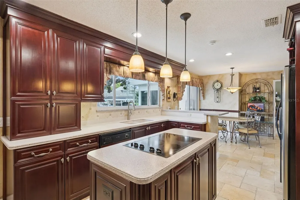 236 S SHADOWBAY BOULEVARD Longwood, FL 32779