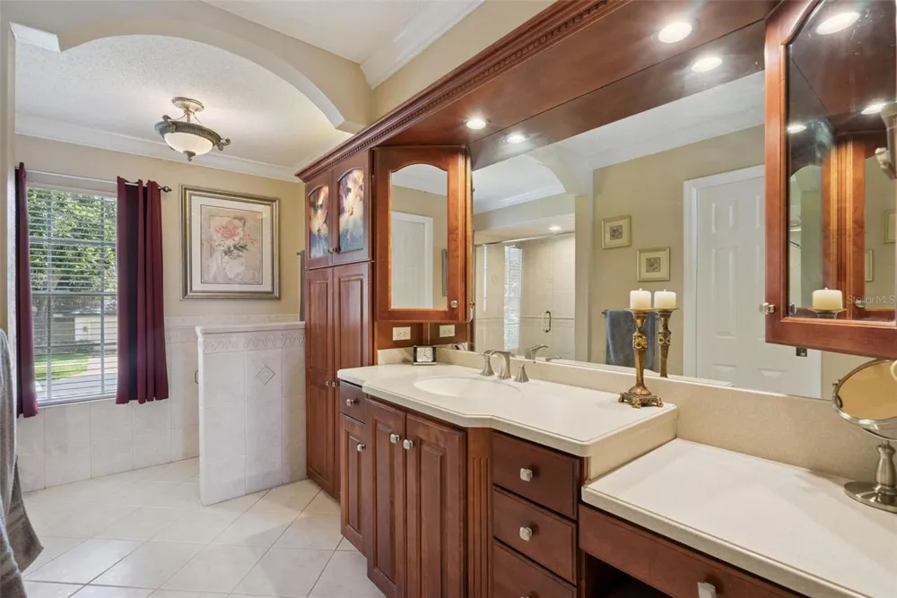 236 S SHADOWBAY BOULEVARD Longwood, FL 32779