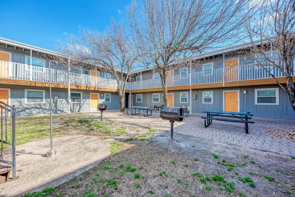 2401 Manor Road #104 Austin, TX 78722