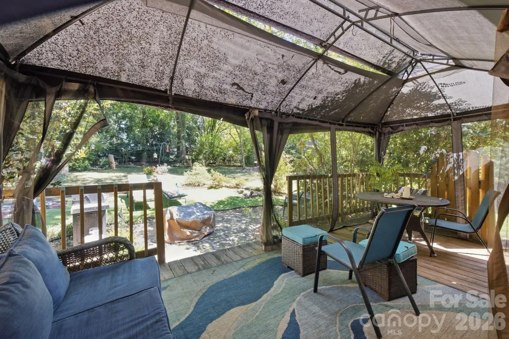 21235 Sandy Cove Road Cornelius, NC 28031