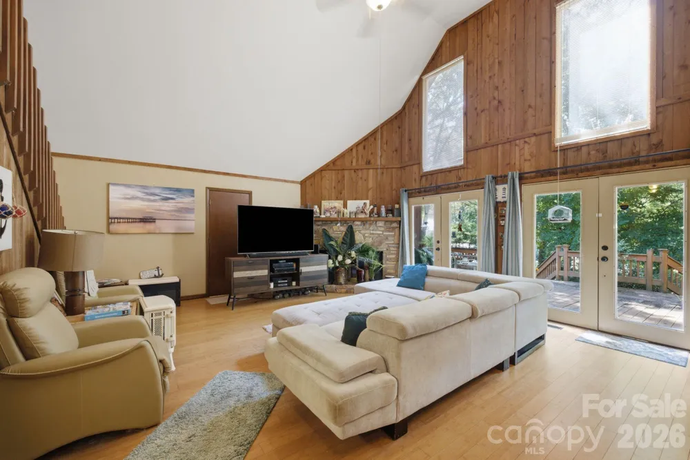 21235 Sandy Cove Road Cornelius, NC 28031