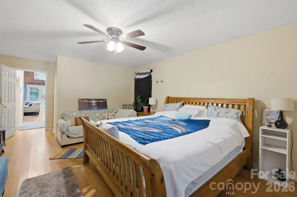21235 Sandy Cove Road Cornelius, NC 28031