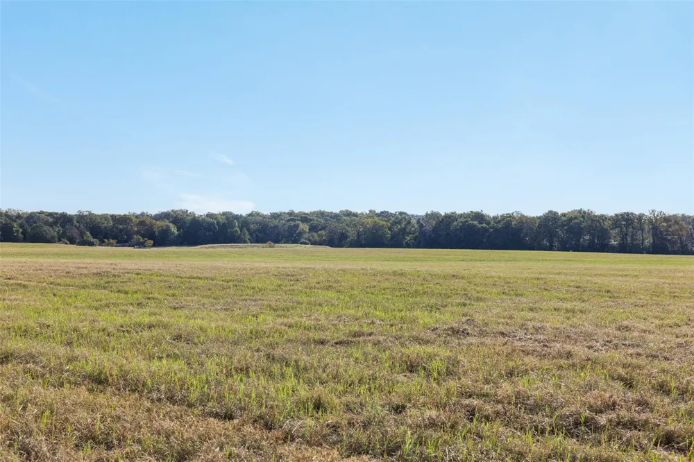 3 Lcr 800 Groesbeck, TX 76642