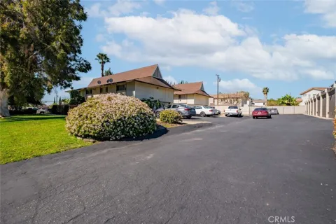 1935 Royalty Drive