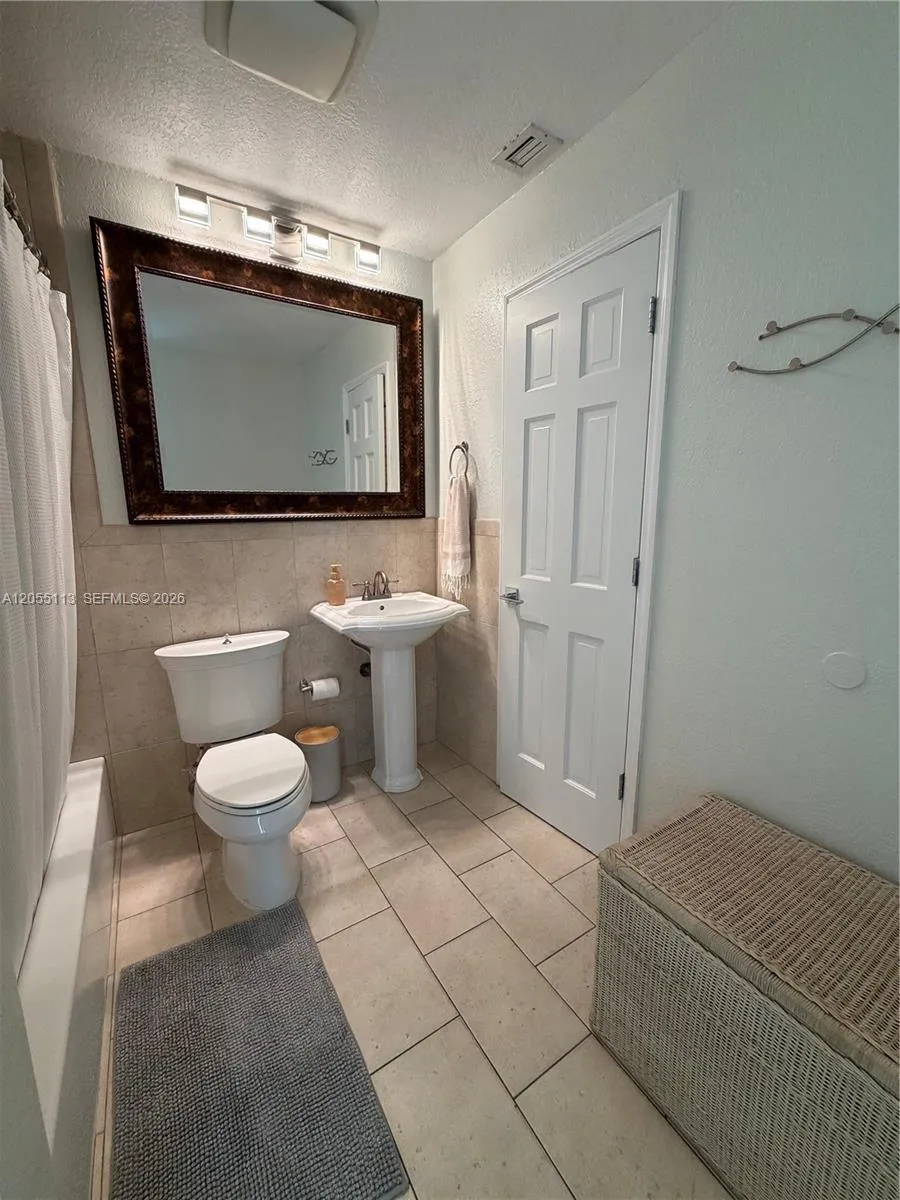 5721 SW 59th Pl South Miami, FL 33143