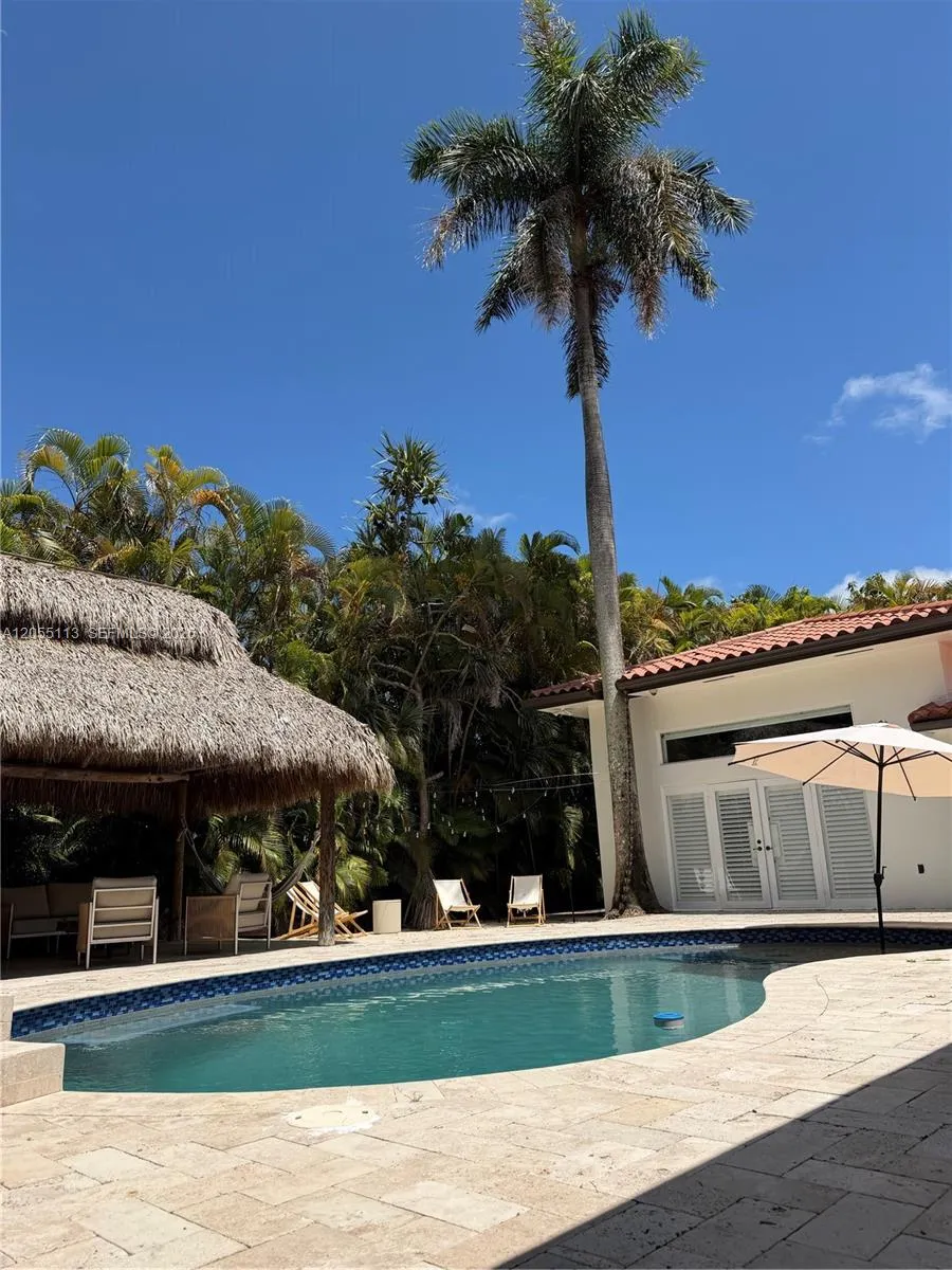 5721 SW 59th Pl South Miami, FL 33143