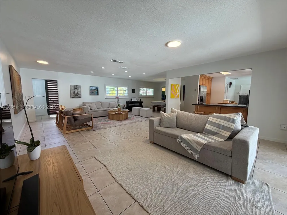 5721 SW 59th Pl South Miami, FL 33143