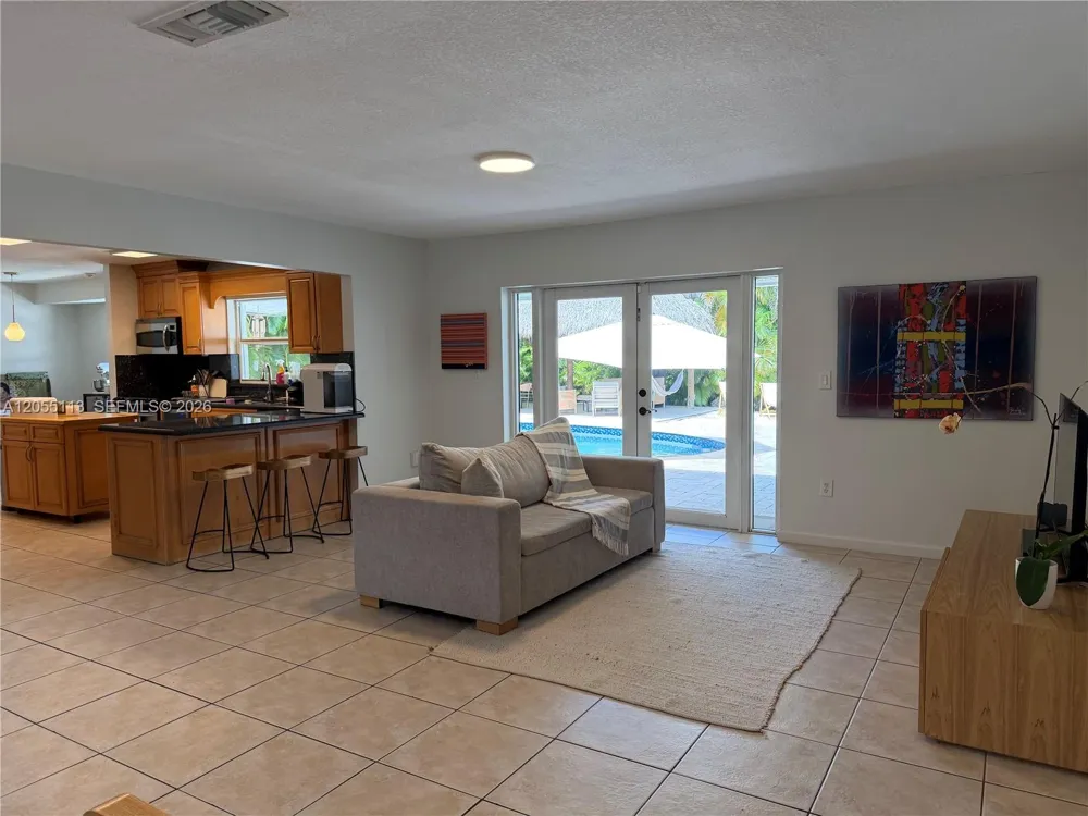 5721 SW 59th Pl South Miami, FL 33143