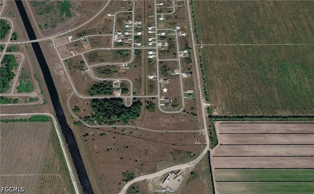 David Circle Labelle, FL 33935
