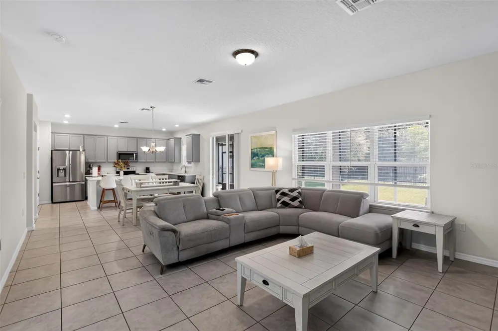 3145 JADE TREE POINT Oviedo, FL 32765