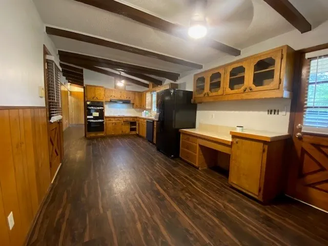 605 E Kerr Street E Burnet, TX 78611